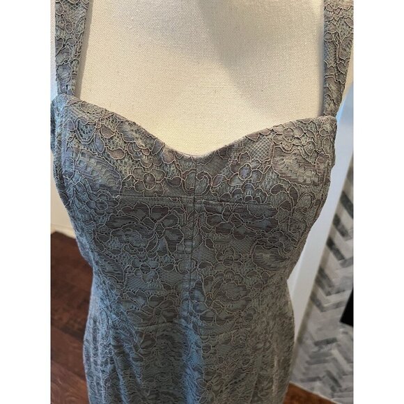 Adrianna Papell Dress Size 12 Grayish-Sage Green w/Gold Shimmer Lace Overlay - Picture 2 of 10